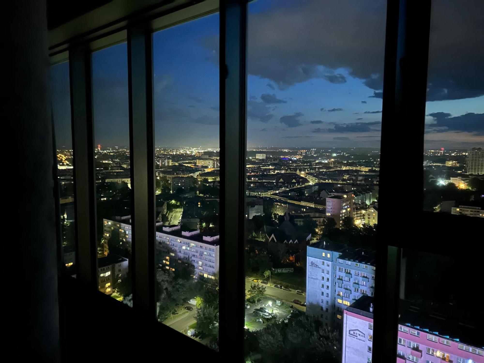 Panorama 21 Floor Hanza Tower